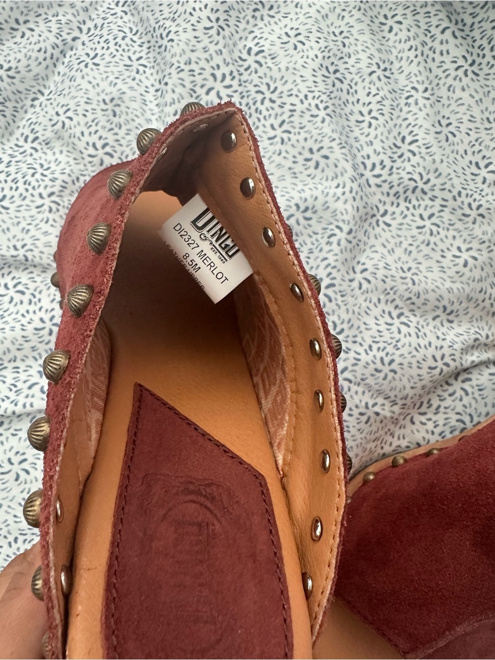NEW Women's Burgundy Suede Studded Platform Mules- size 8.5 - Picture 6 of 7